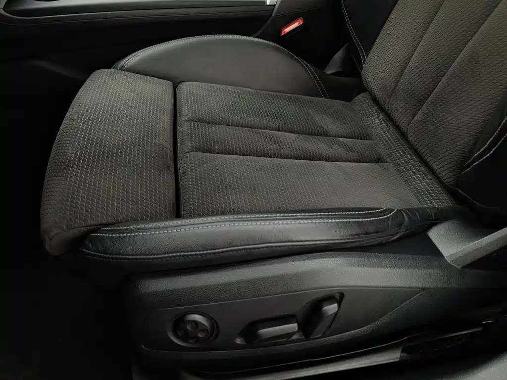 Audi A4 (Import) — миниатюра 20