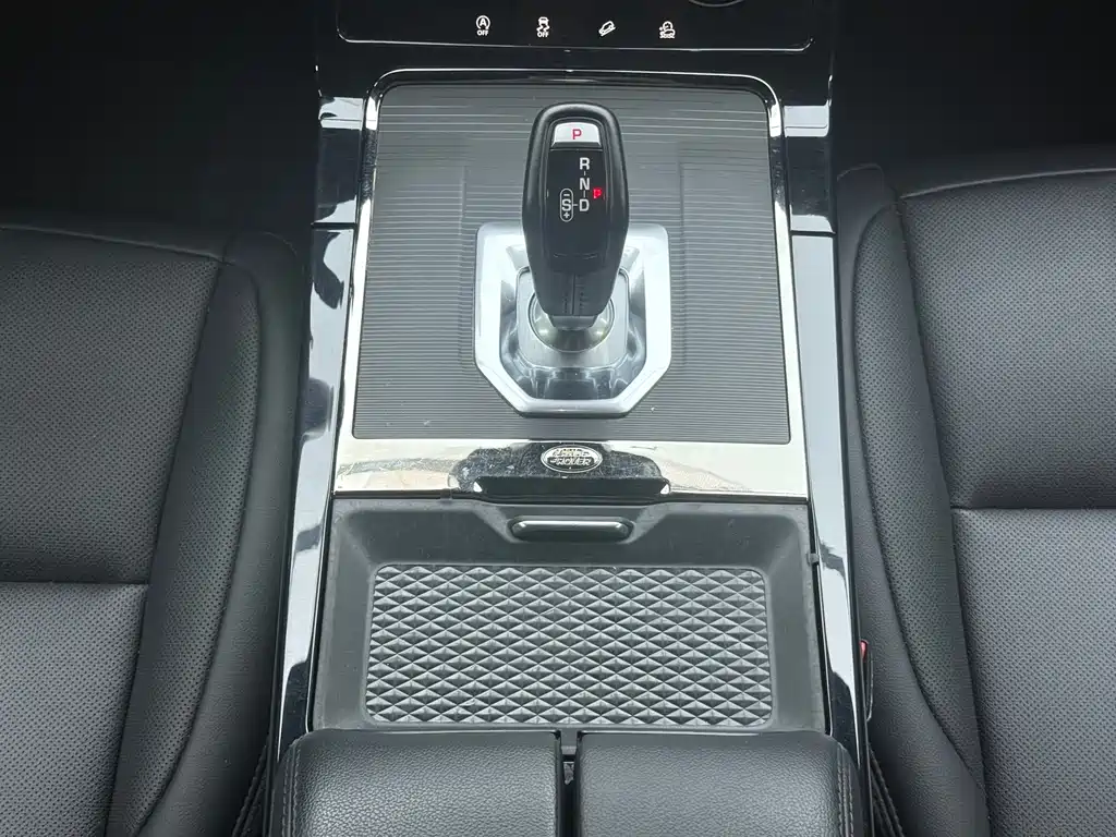 Land Rover Evoque — миниатюра 12