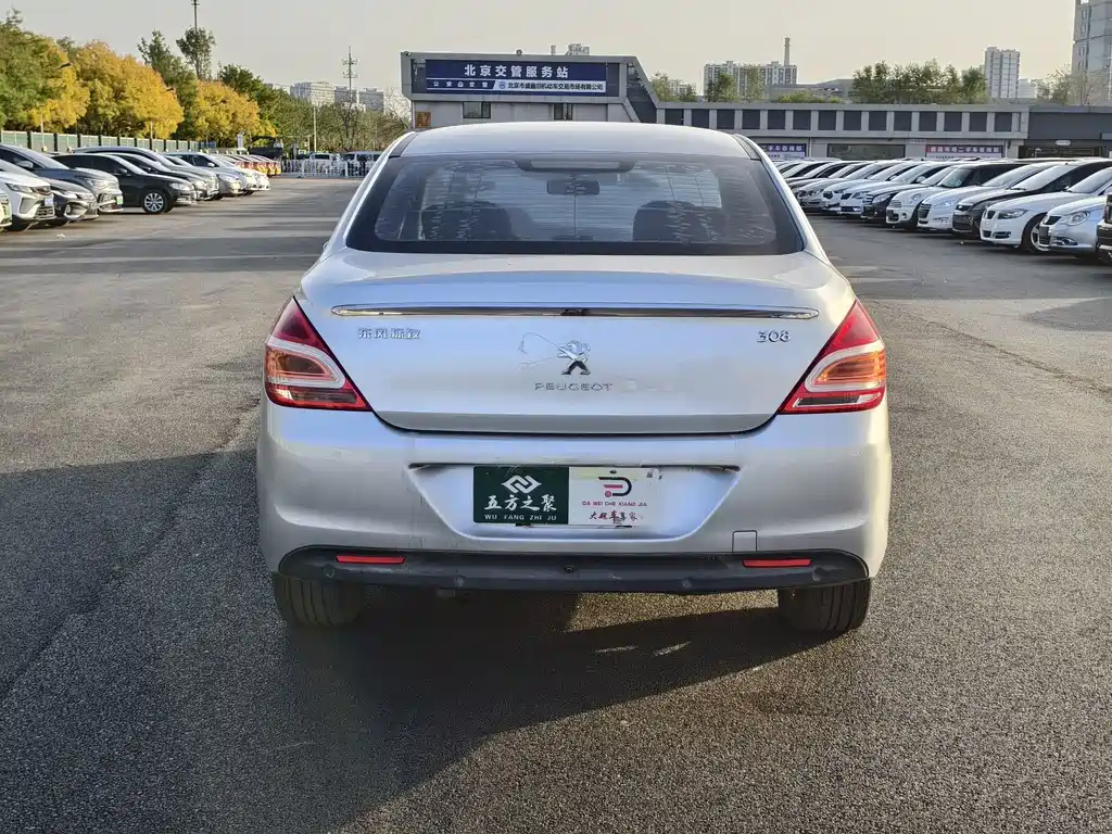 Peugeot 308 — миниатюра 17