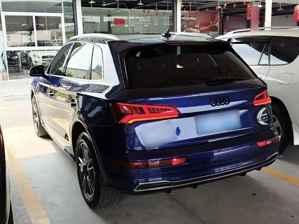 Audi Q5L — миниатюра 5