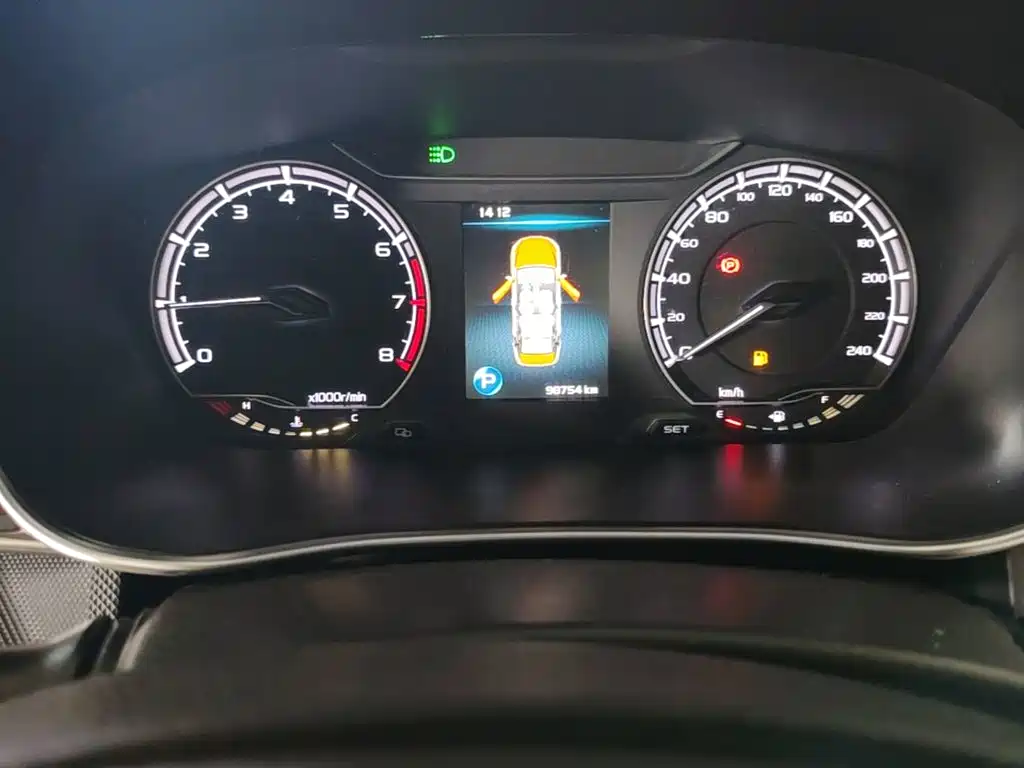 Geely Binrui — миниатюра 17