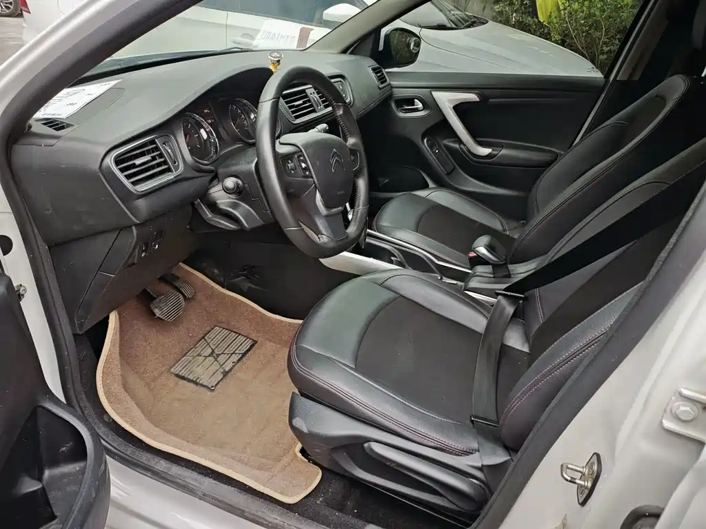 Citroen C3-XR — миниатюра 7