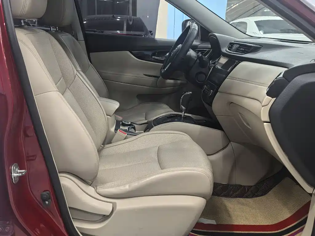 Nissan X-Trail 2017 2.5L CVT Luxury 4WD