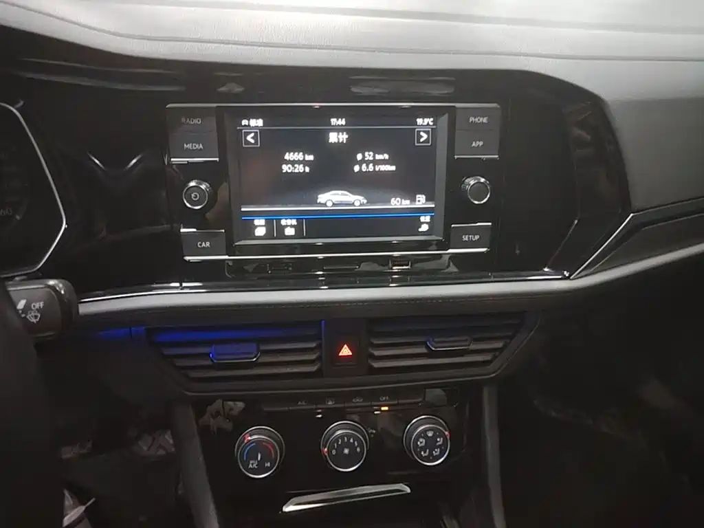Volkswagen Sagitar — миниатюра 13