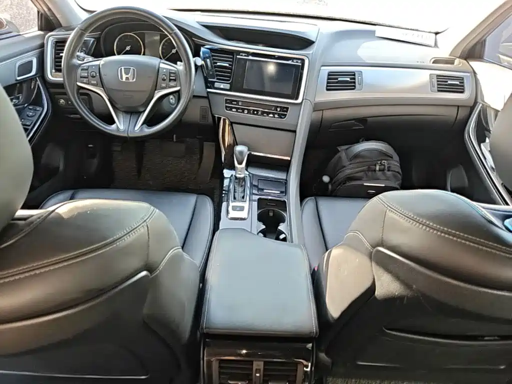Honda Spirior — миниатюра 10