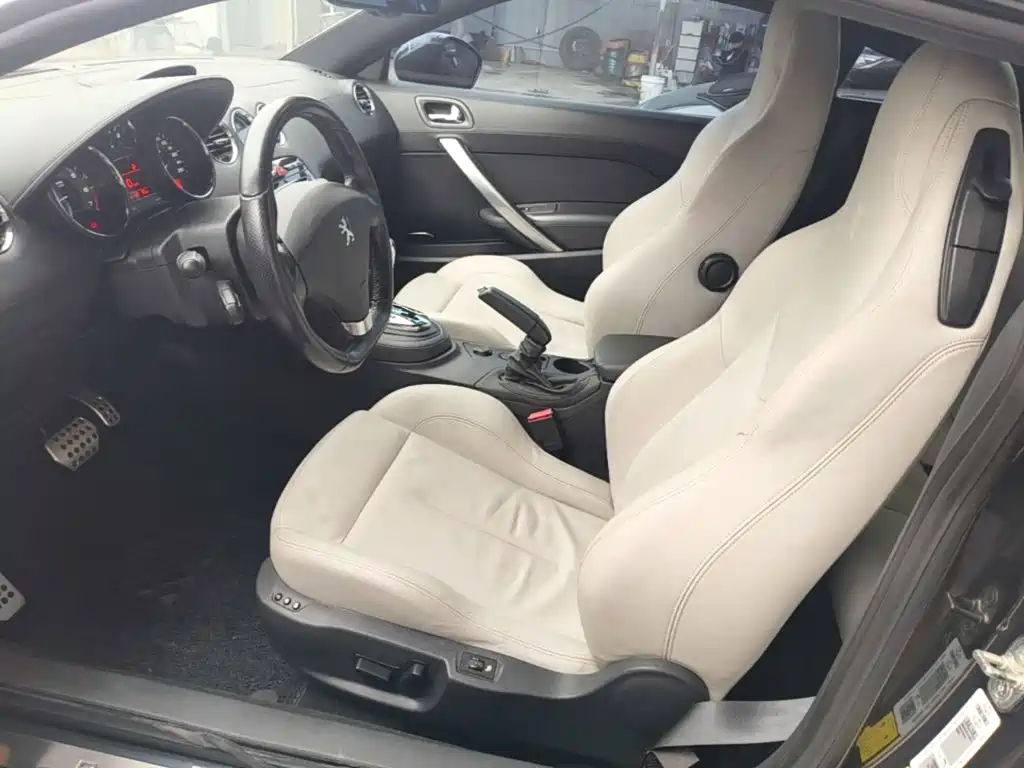 Peugeot RCZ — миниатюра 15