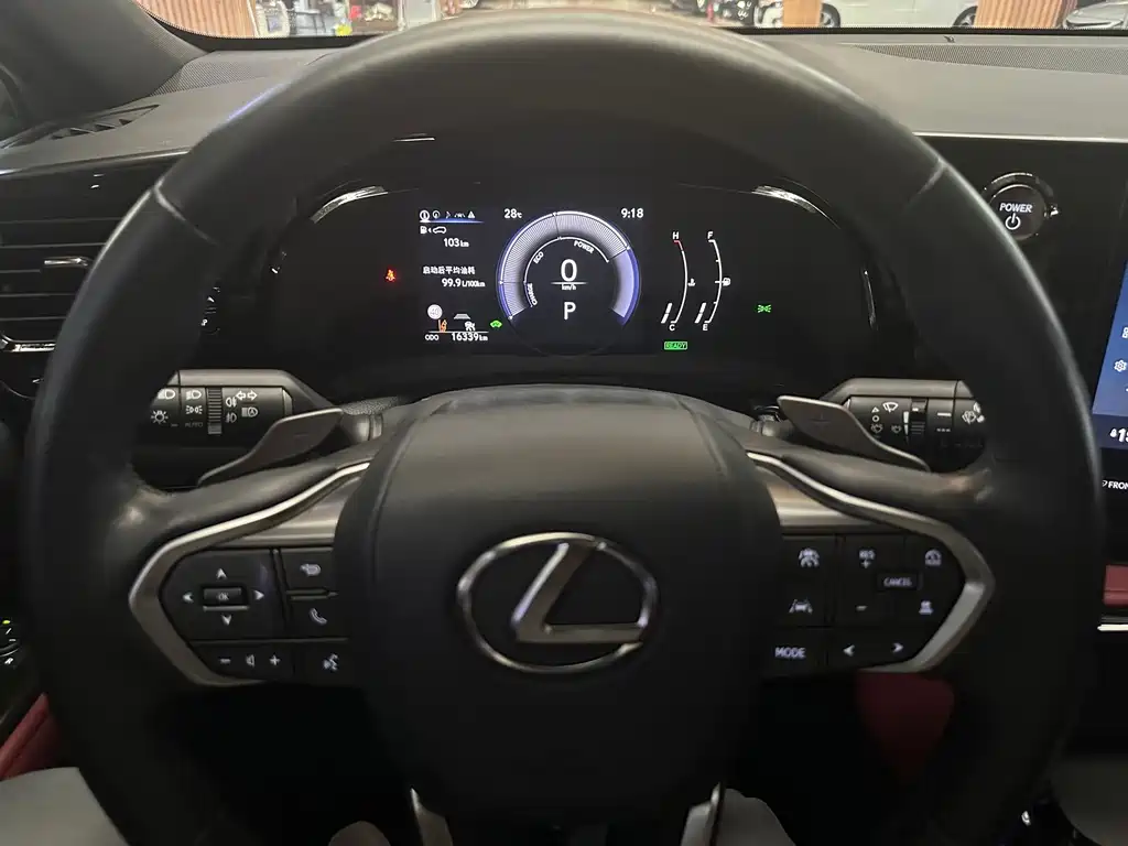 Lexus NX — миниатюра 12
