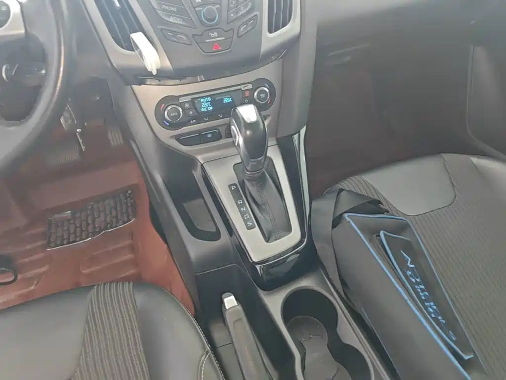 Ford Focus — миниатюра 14