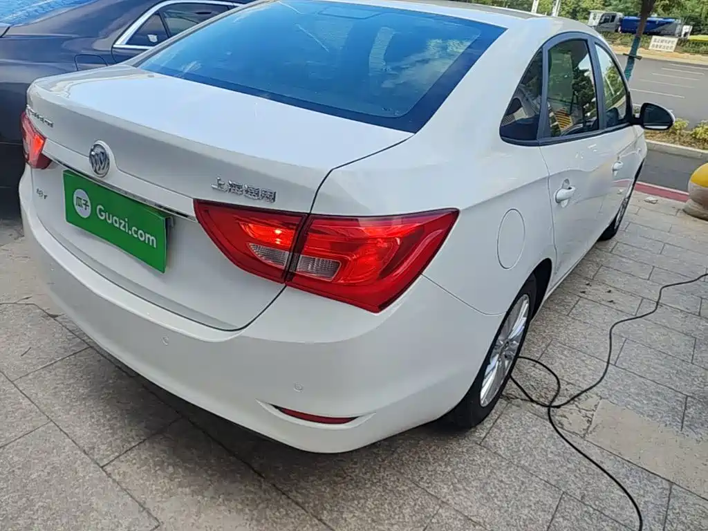 Buick Excelle — миниатюра 8