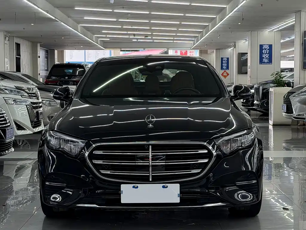 Mercedes-Benz E-Class — миниатюра 2