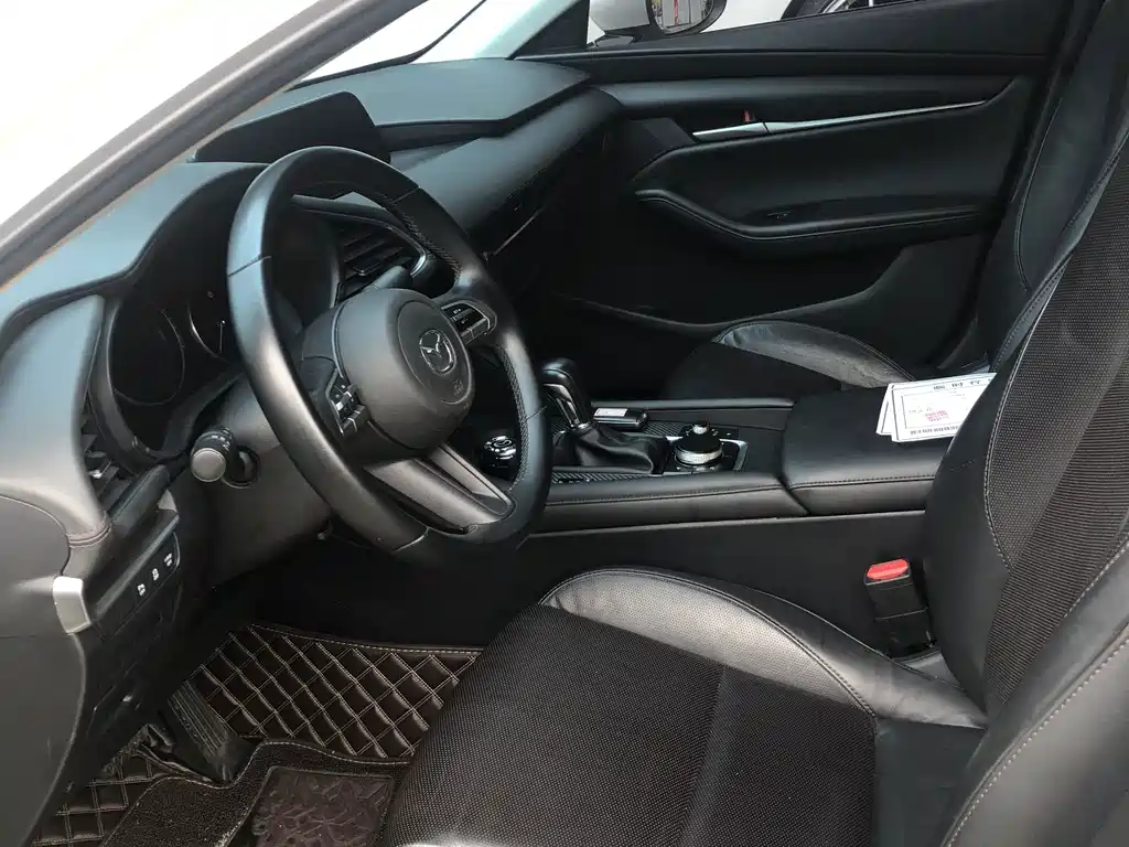 Mazda 3 Axela — миниатюра 7