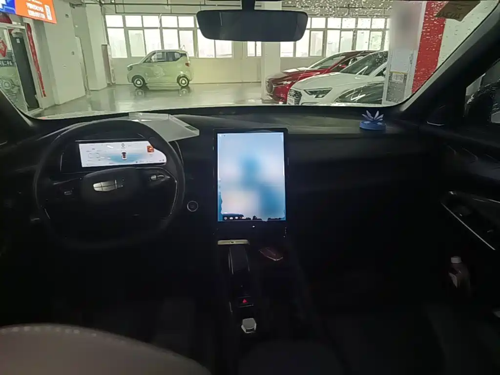 Geely Boyue — миниатюра 10