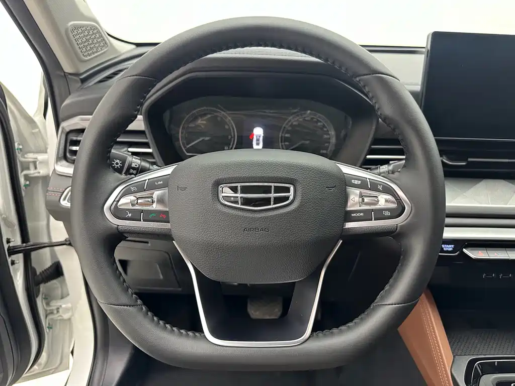 Geely Vision X6 — миниатюра 16