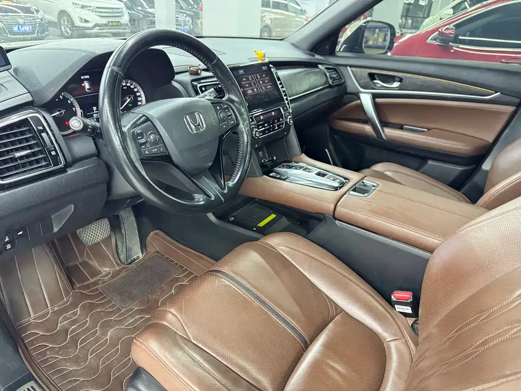 Honda UR-V — миниатюра 8