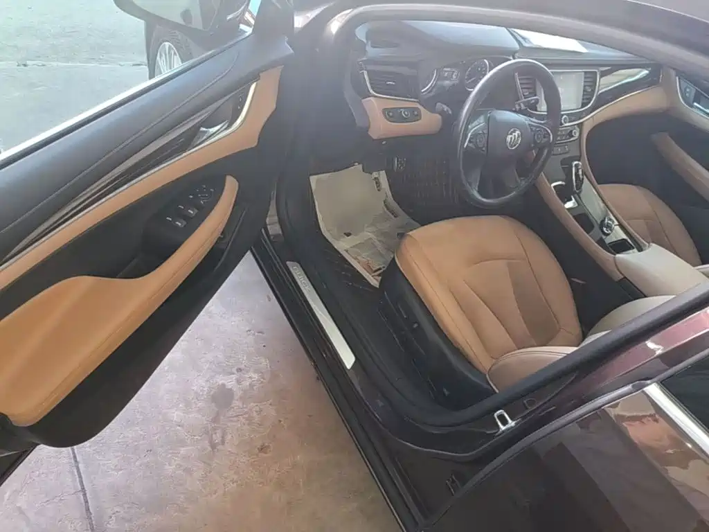 Buick LaCrosse — миниатюра 16