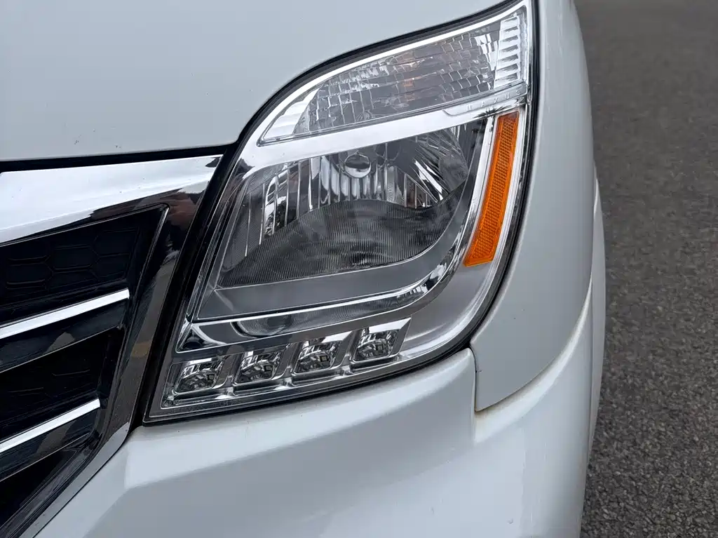 SAIC MAXUS XINTU V80