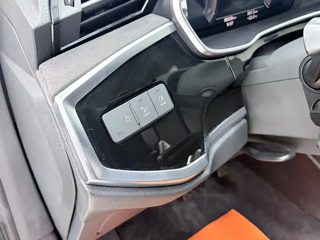 Audi Q3 — миниатюра 9