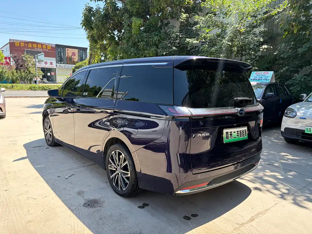 GAC Motor Trumpchi E8 PHEV — миниатюра 8