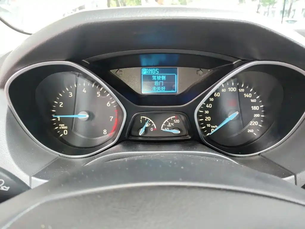 Ford Focus — миниатюра 4
