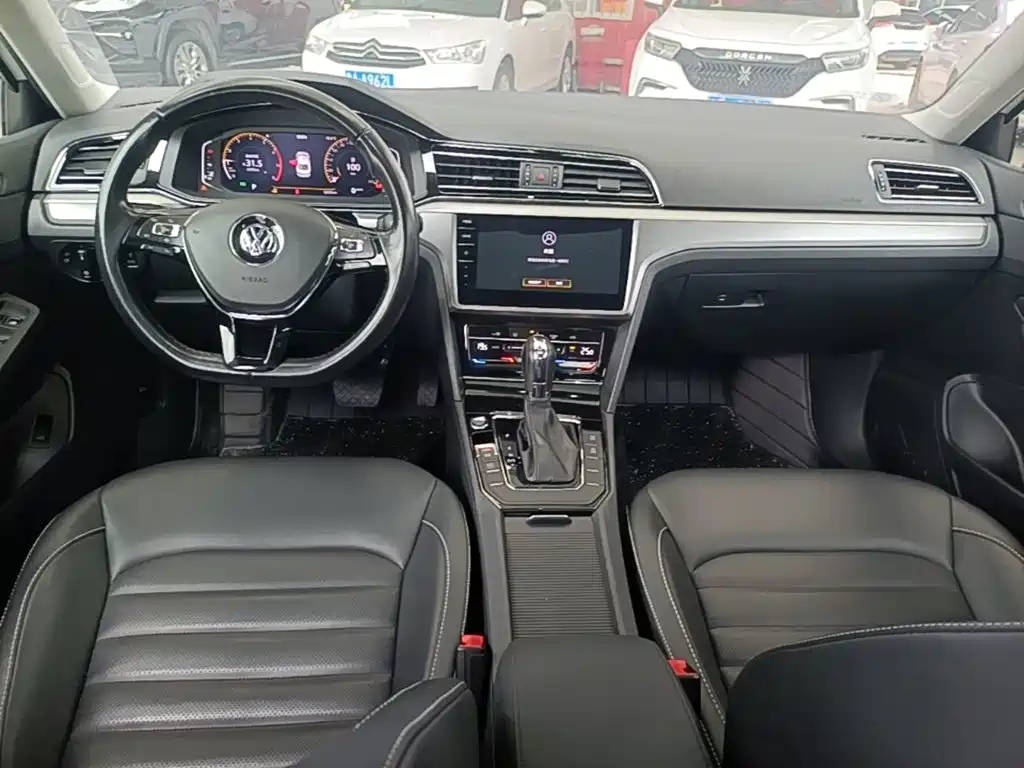 Volkswagen Lamando — миниатюра 10