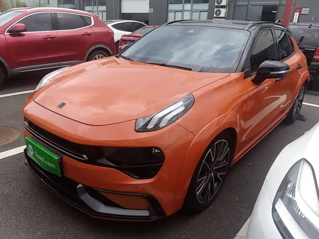 Lynk & Co 02 Hatchback