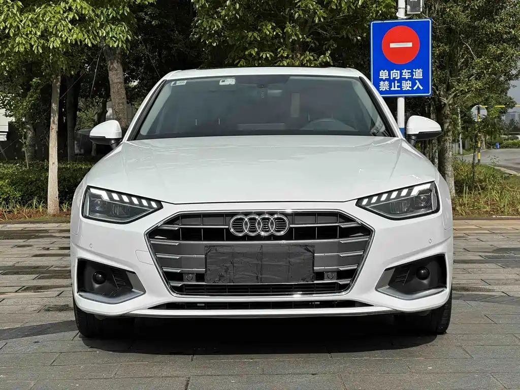 Audi A4L — миниатюра 2