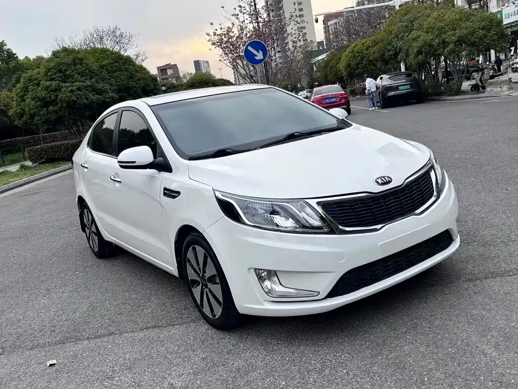 Kia K2 — миниатюра 3