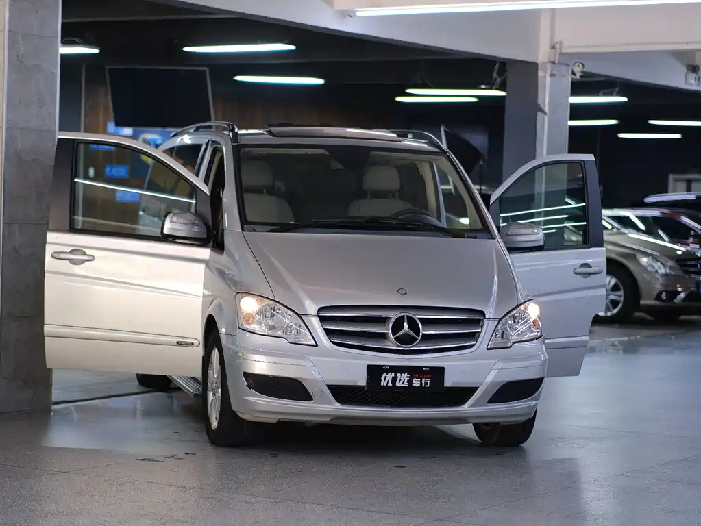 Mercedes-Benz Viano — миниатюра 11