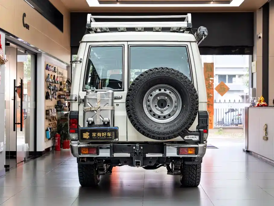 Toyota Land Cruiser — миниатюра 5
