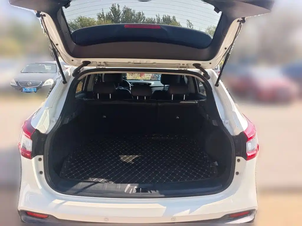 Nissan Qashqai — миниатюра 20