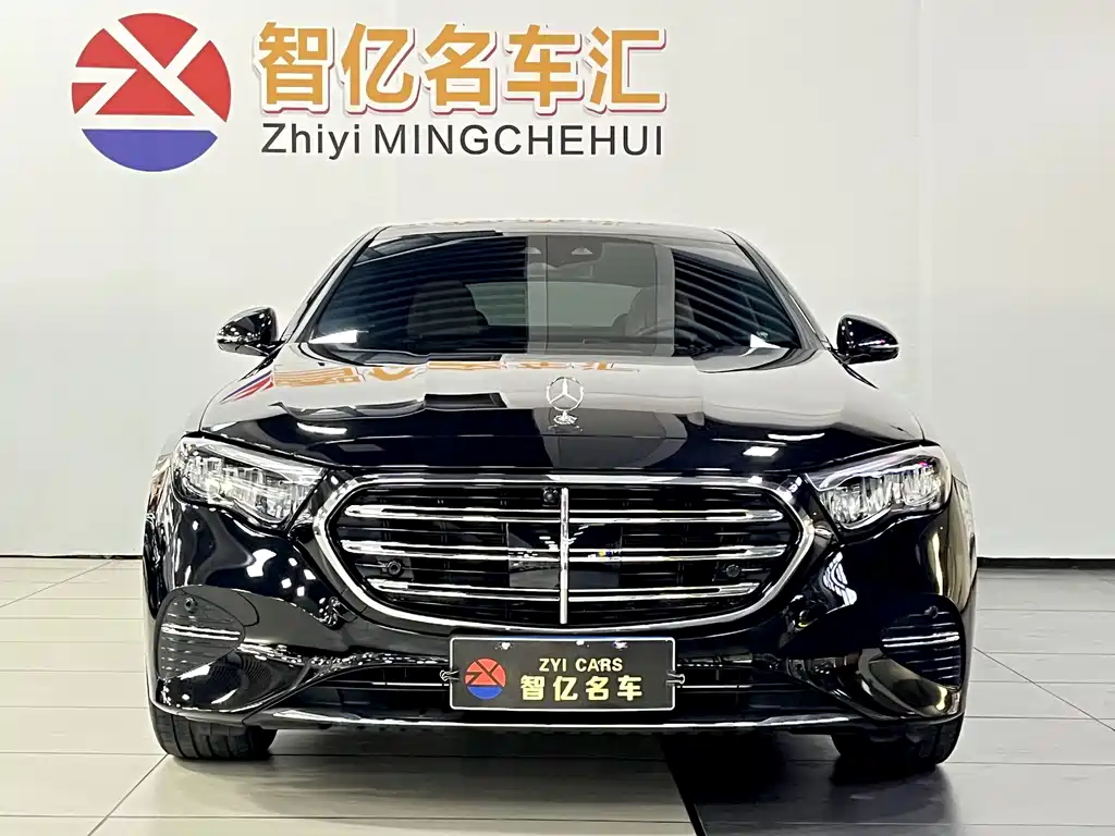 Mercedes-Benz E-Class — миниатюра 2