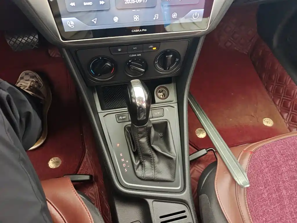 Volkswagen Lavida — миниатюра 14