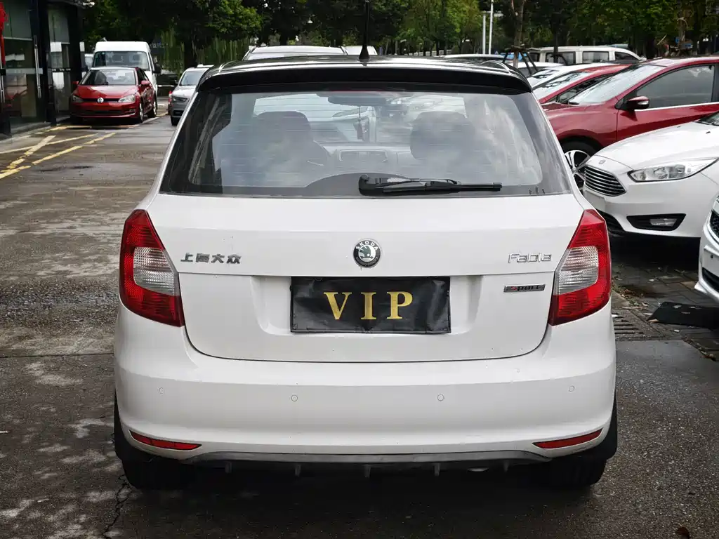 Skoda Fabia — миниатюра 5