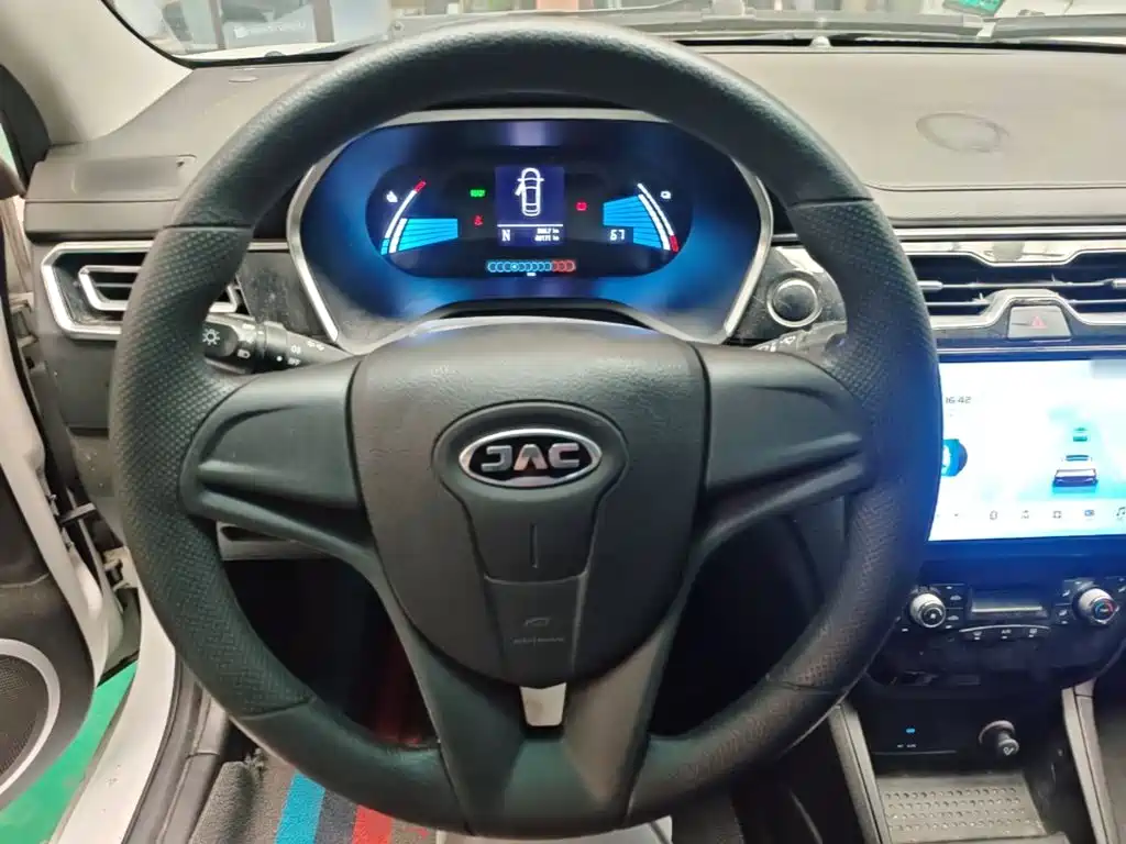 JAC JAC iEVA50 — миниатюра 7