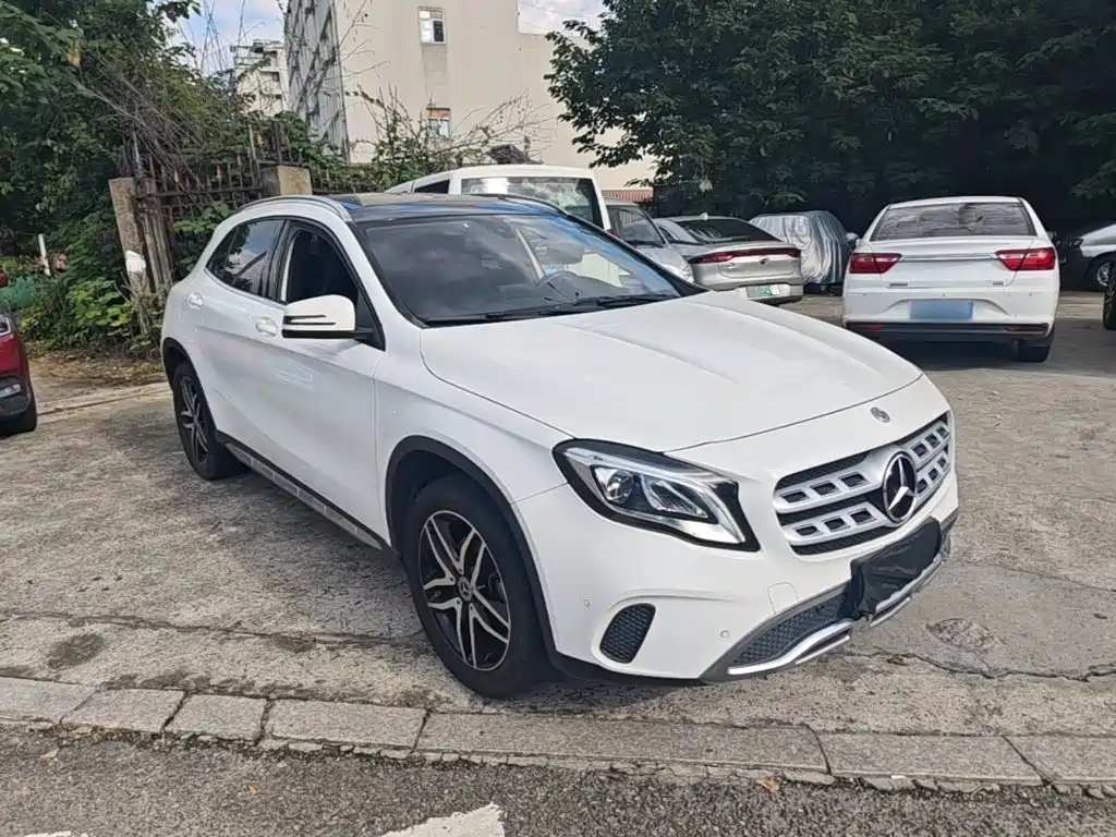 Mercedes-Benz GLA — миниатюра 4