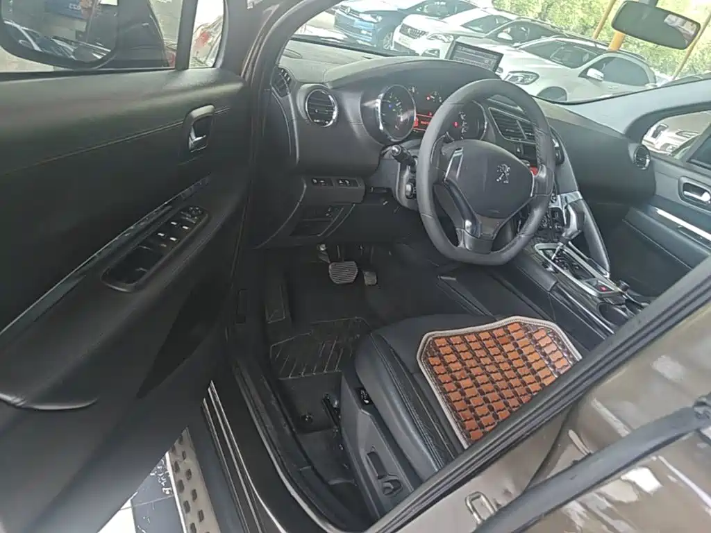 Peugeot 3008 — миниатюра 16