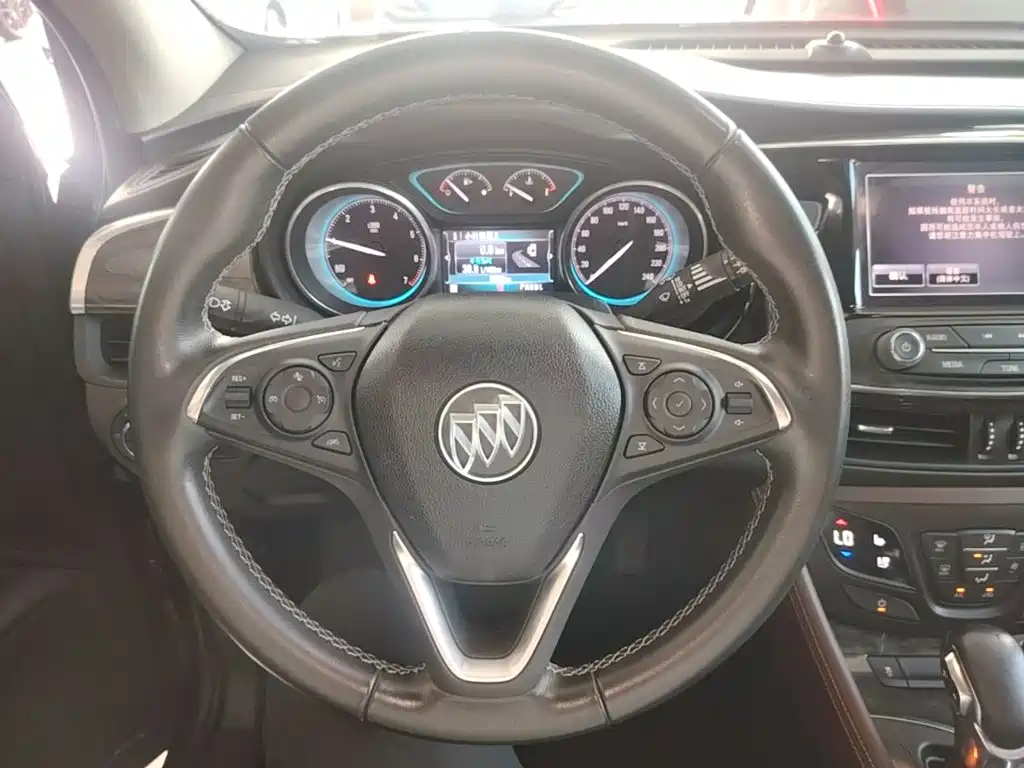 Buick Envision Plus — миниатюра 11