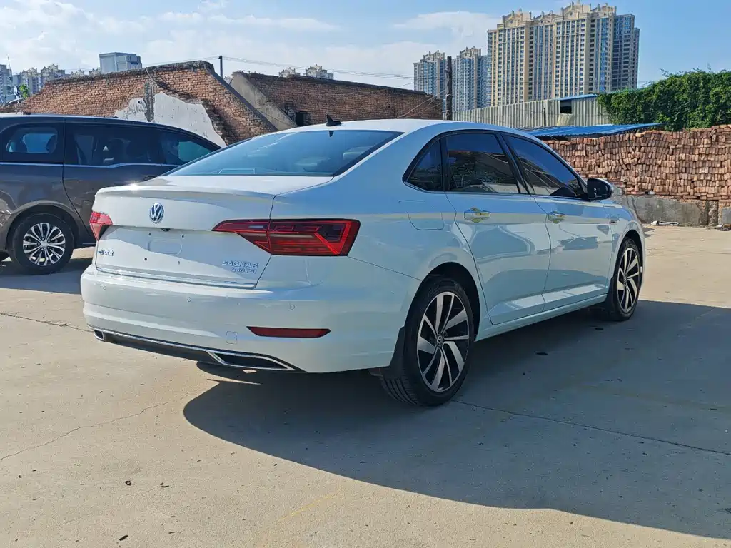 Volkswagen Sagitar — миниатюра 8