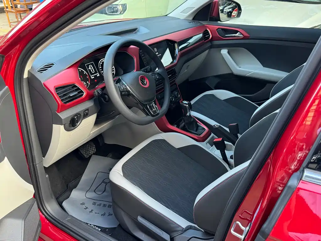 Volkswagen T-Cross 2021 1.5L AT Comfort