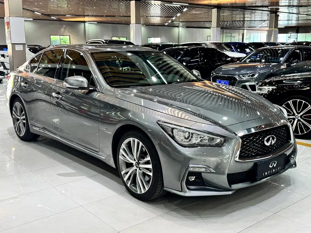 Infiniti Q50L 2018 2.0T Sport V