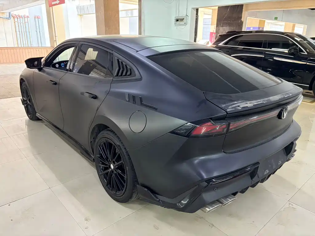 Changan UNI-V 2022 2.0T