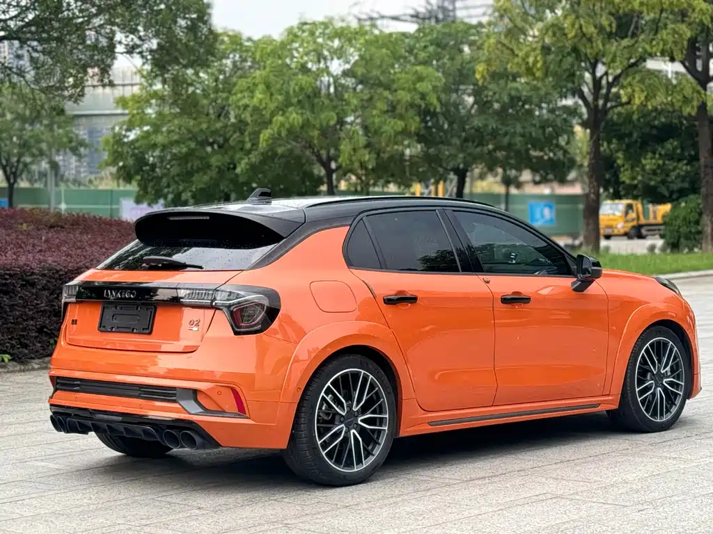 Lynk & Co 02 Hatchback — фотографии объявления, Фото 10