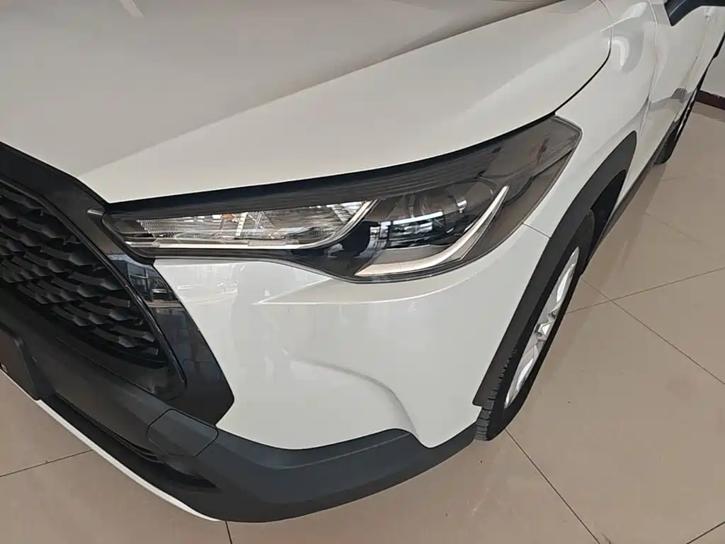 Toyota Corolla Cross — миниатюра 24