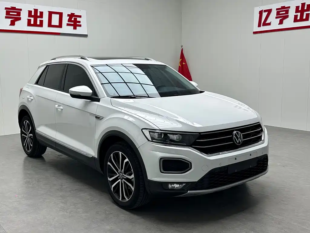 Volkswagen T-Roc 2022 280TSI DSG PLUS