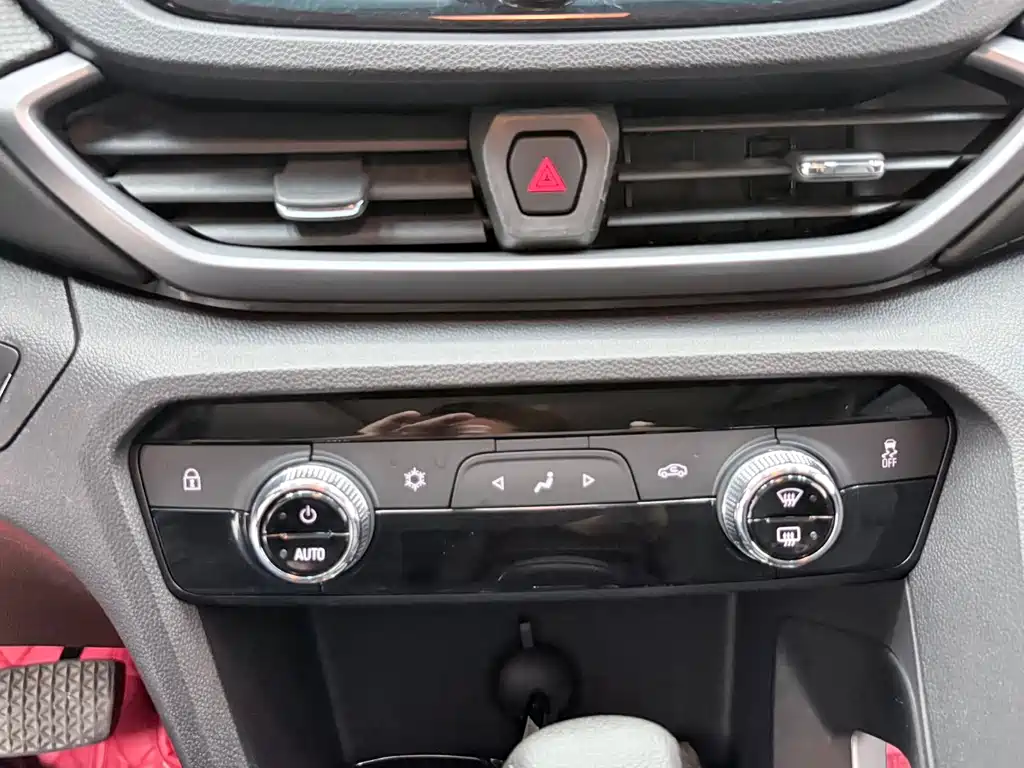Chevrolet Volando — миниатюра 14