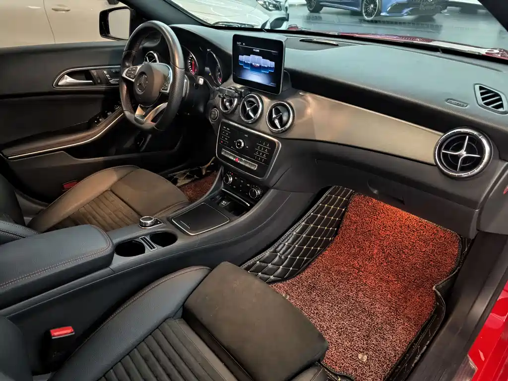 Mercedes-Benz CLA (Import) — миниатюра 13