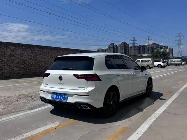 Volkswagen Golf — миниатюра 4