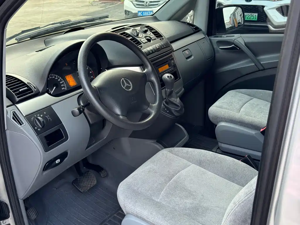 Mercedes-Benz Vito — миниатюра 13