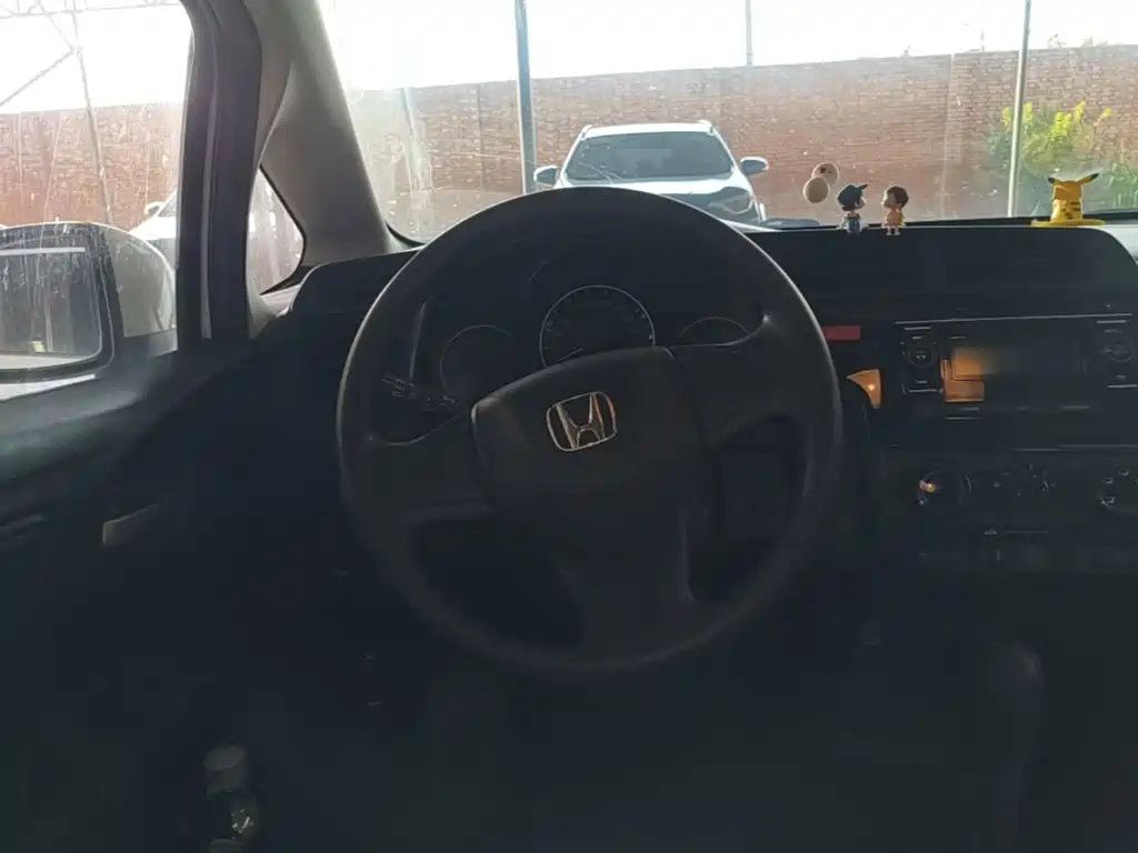 Honda Fit — миниатюра 15