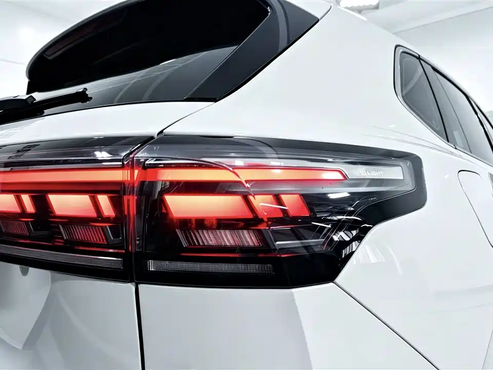 Volkswagen Tiguan L — миниатюра 28